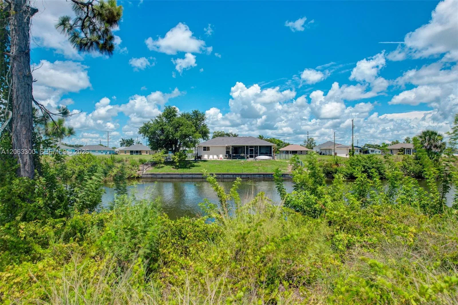 2625 NE 5th PL, Cape Coral, FL 33909 photo 5