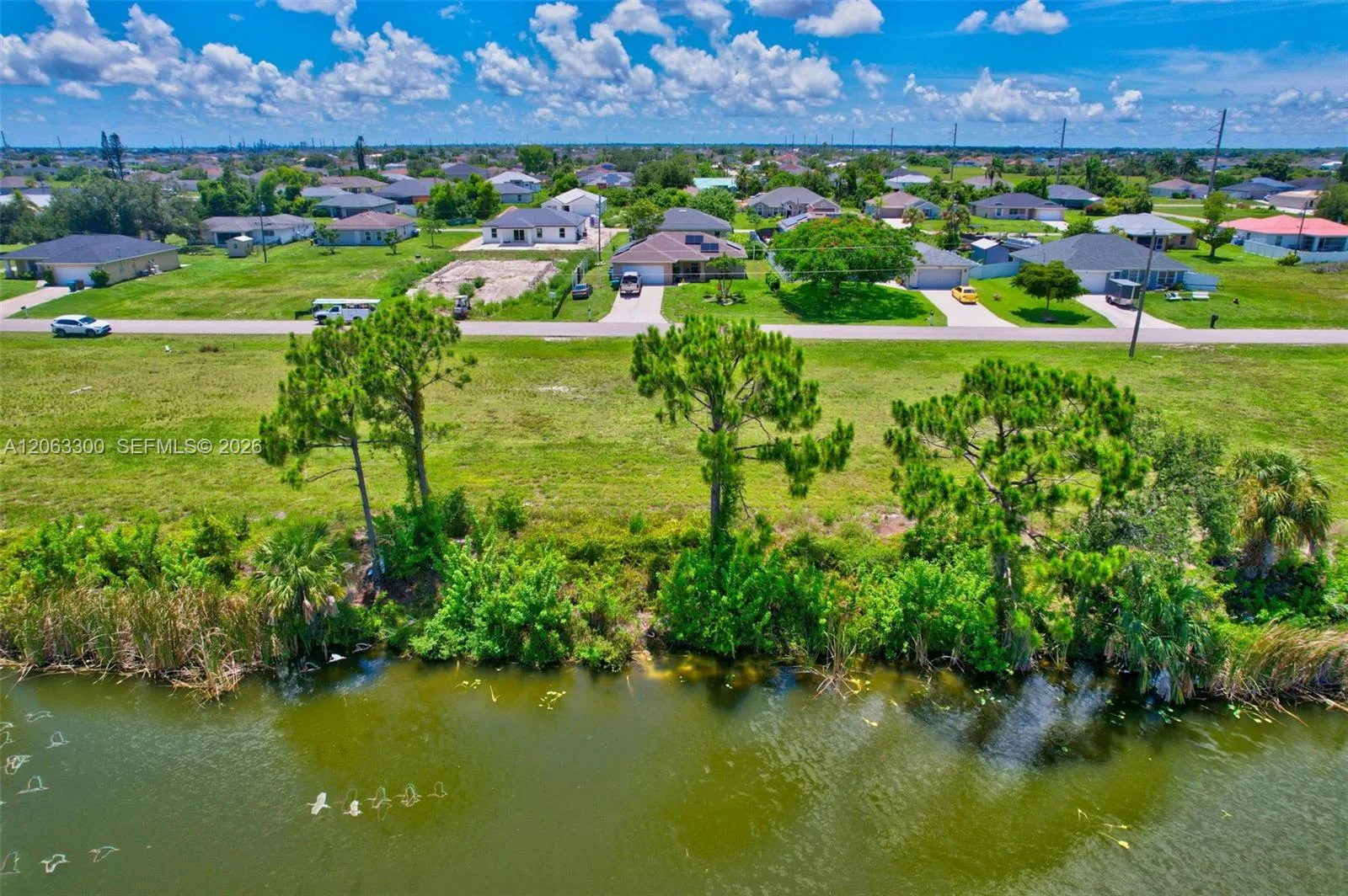 2625 NE 5th PL, Cape Coral, FL 33909 photo 6