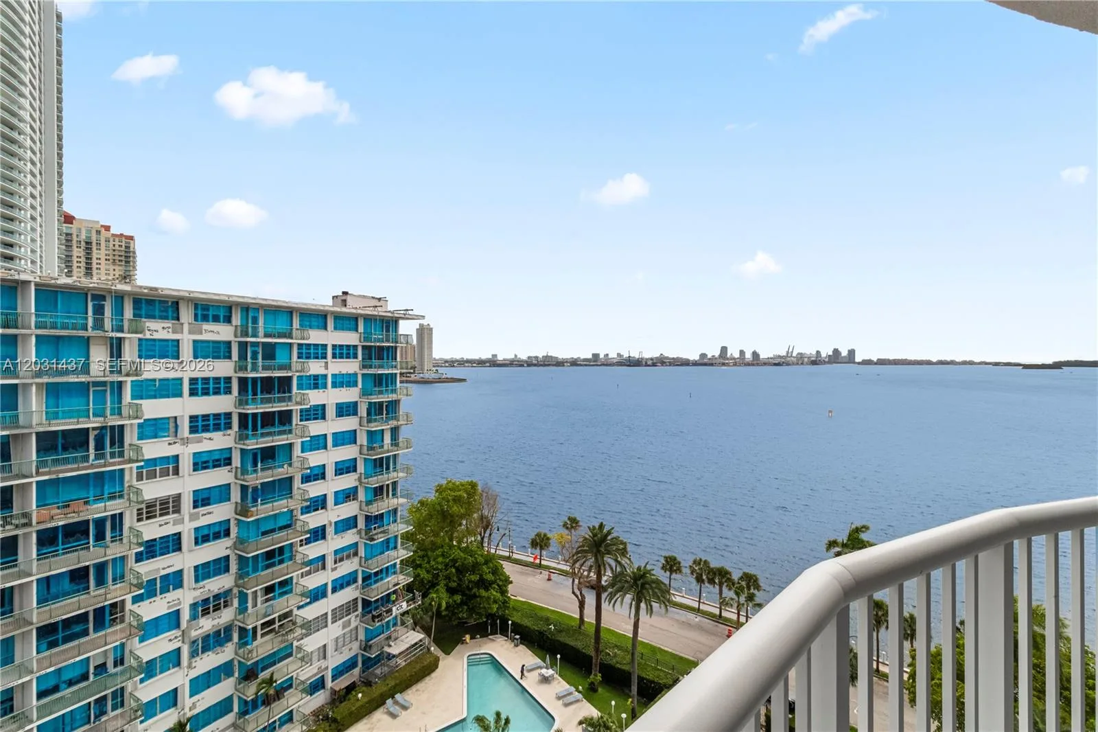 1420 Brickell Bay Dr # 1405C, Miami, FL 33131 photo 3