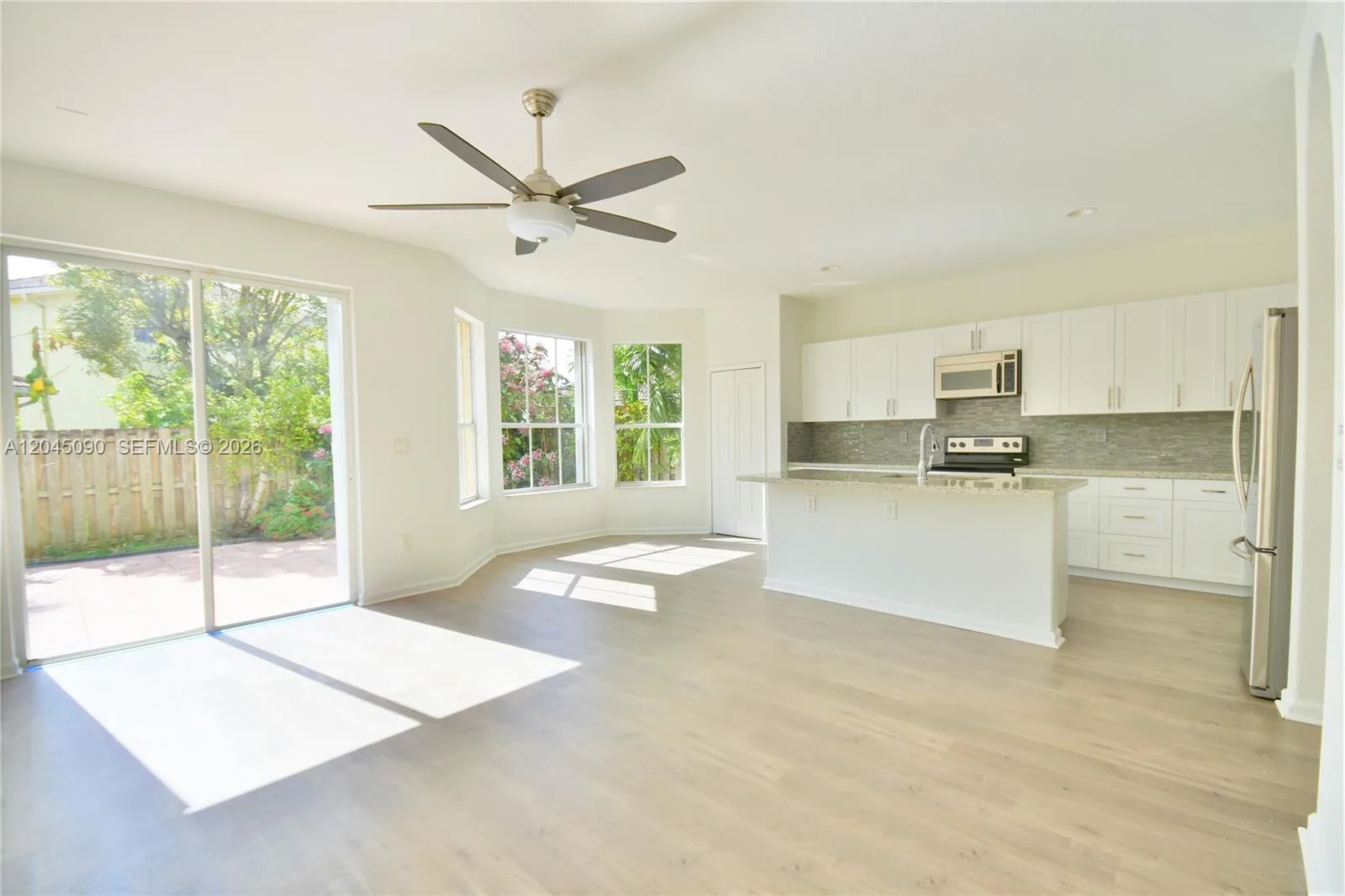 4534 NW 94th Pl, Doral, FL 33178 photo 4