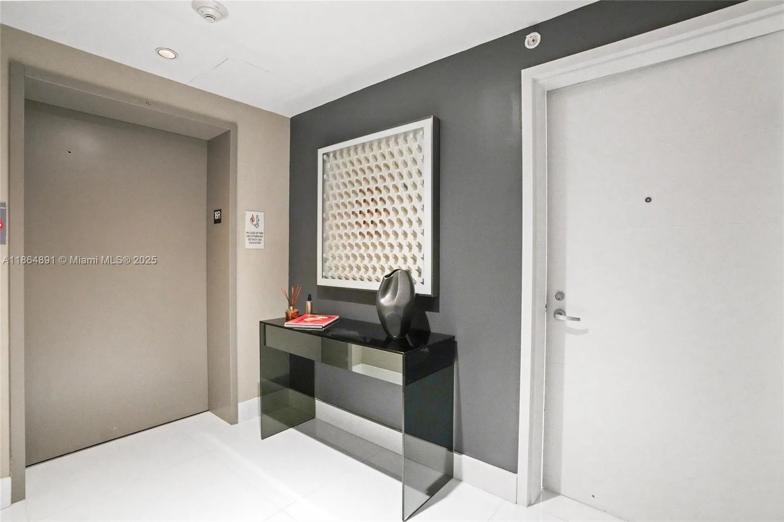 16385 Biscayne # 1618+ 2 Parking, North Miami Beach, FL 33160 photo 4