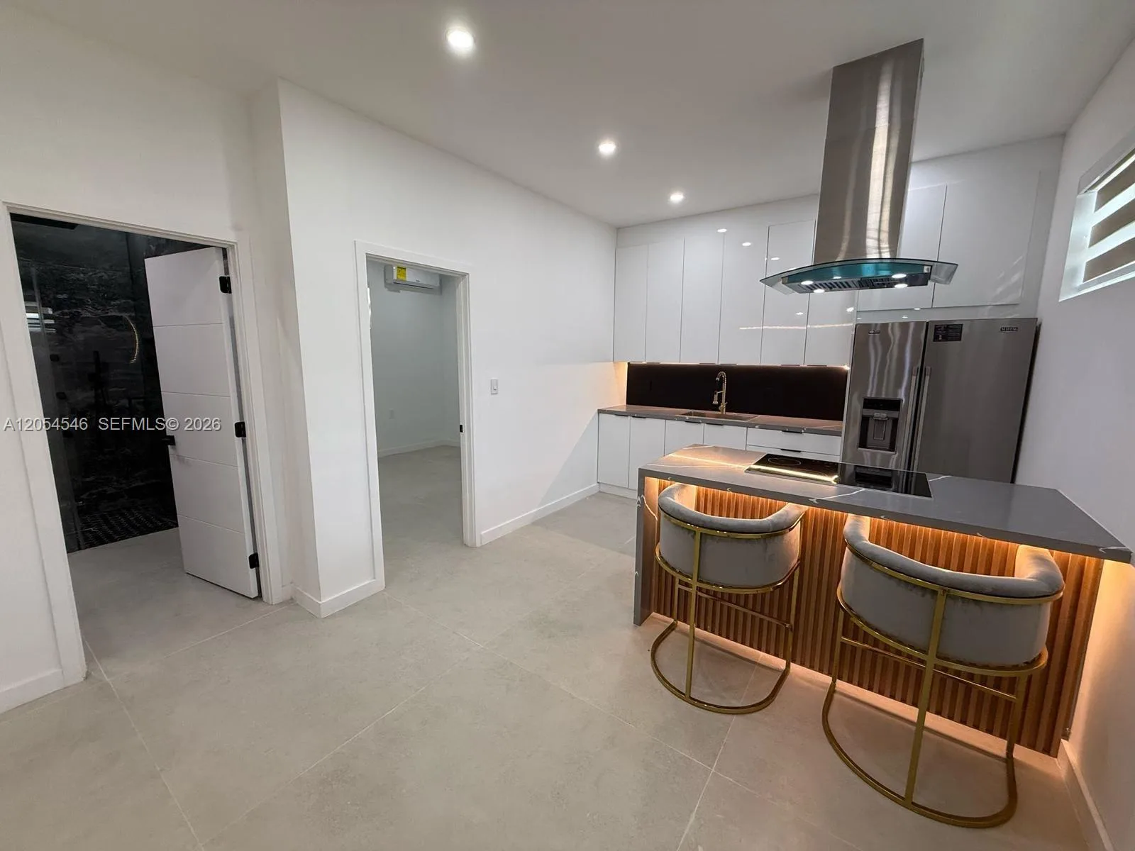 401 NW 131st St # 2A, North Miami, FL 33168 photo 3