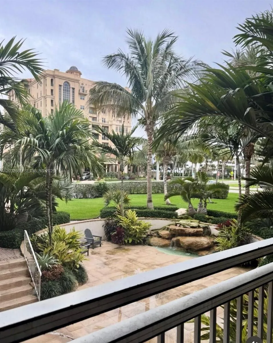 2501 S Ocean Blvd # 1040, Boca Raton, FL 33432