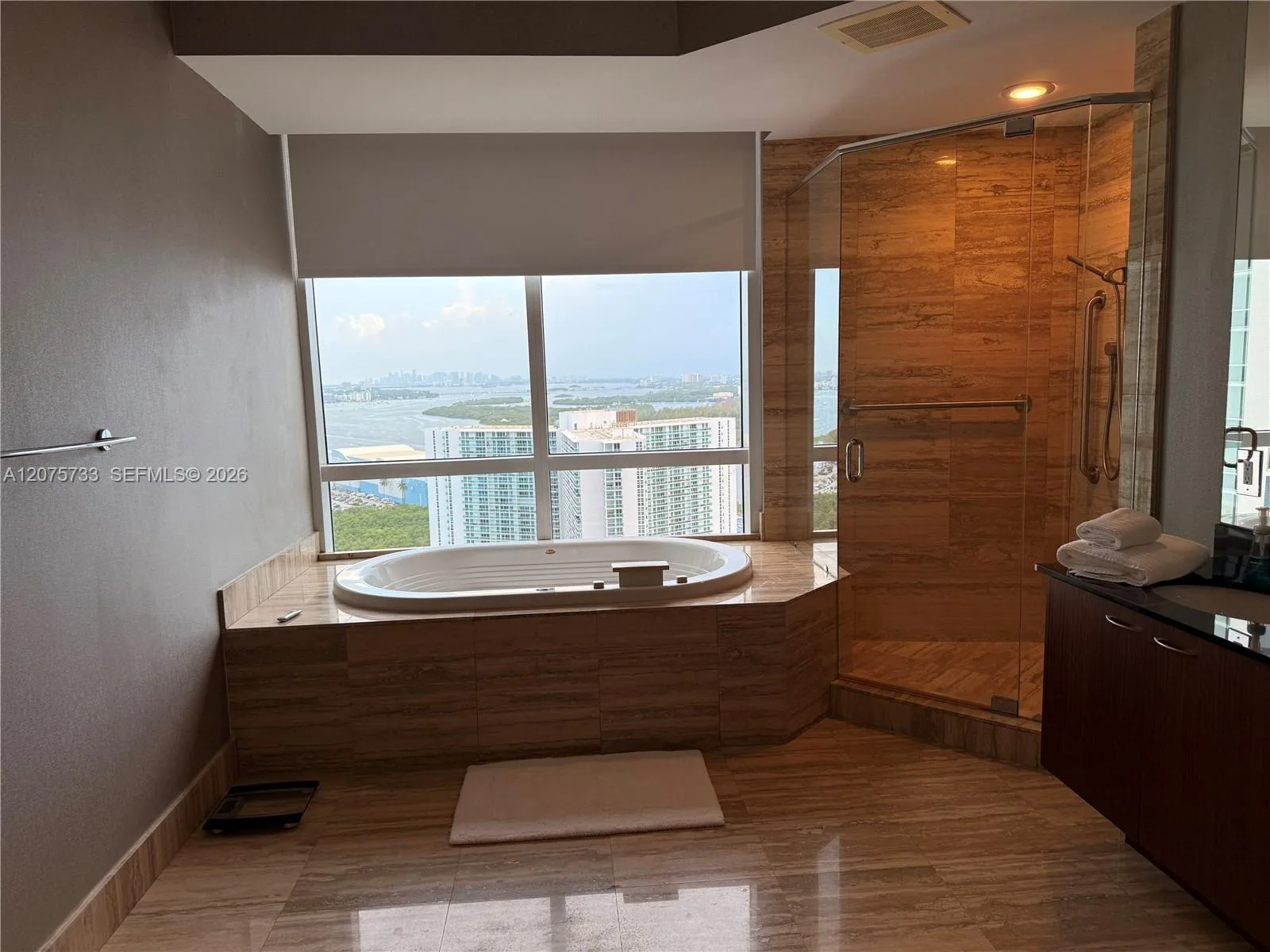 16001 SW Collins Ave # 2406, Sunny Isles Beach, FL 33160 photo 7