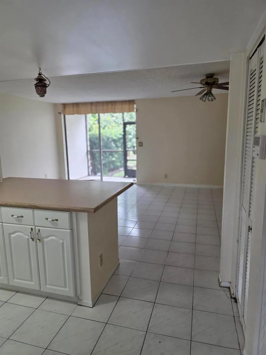 1001 THREE ISLANDS Boulevard # 36, Hallandale Beach, FL 33009 photo 6