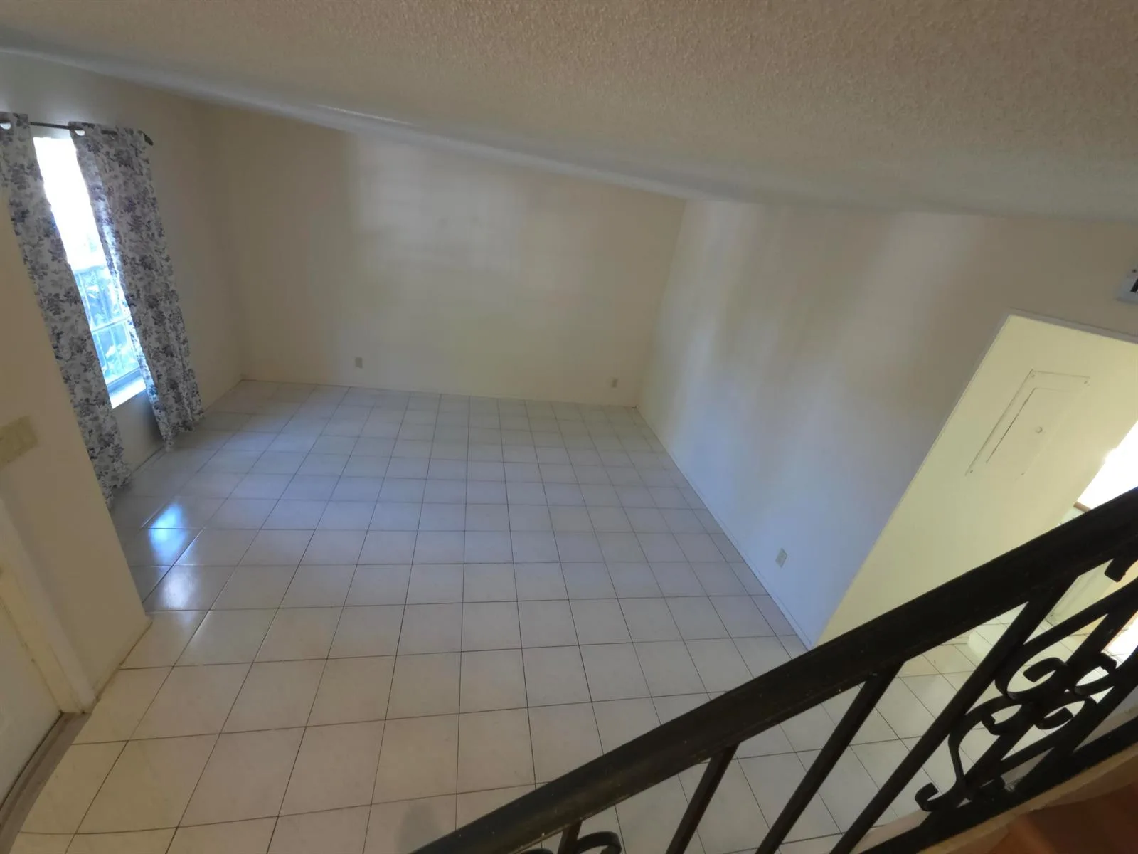 1001 THREE ISLANDS Boulevard # 36, Hallandale Beach, FL 33009 photo 8