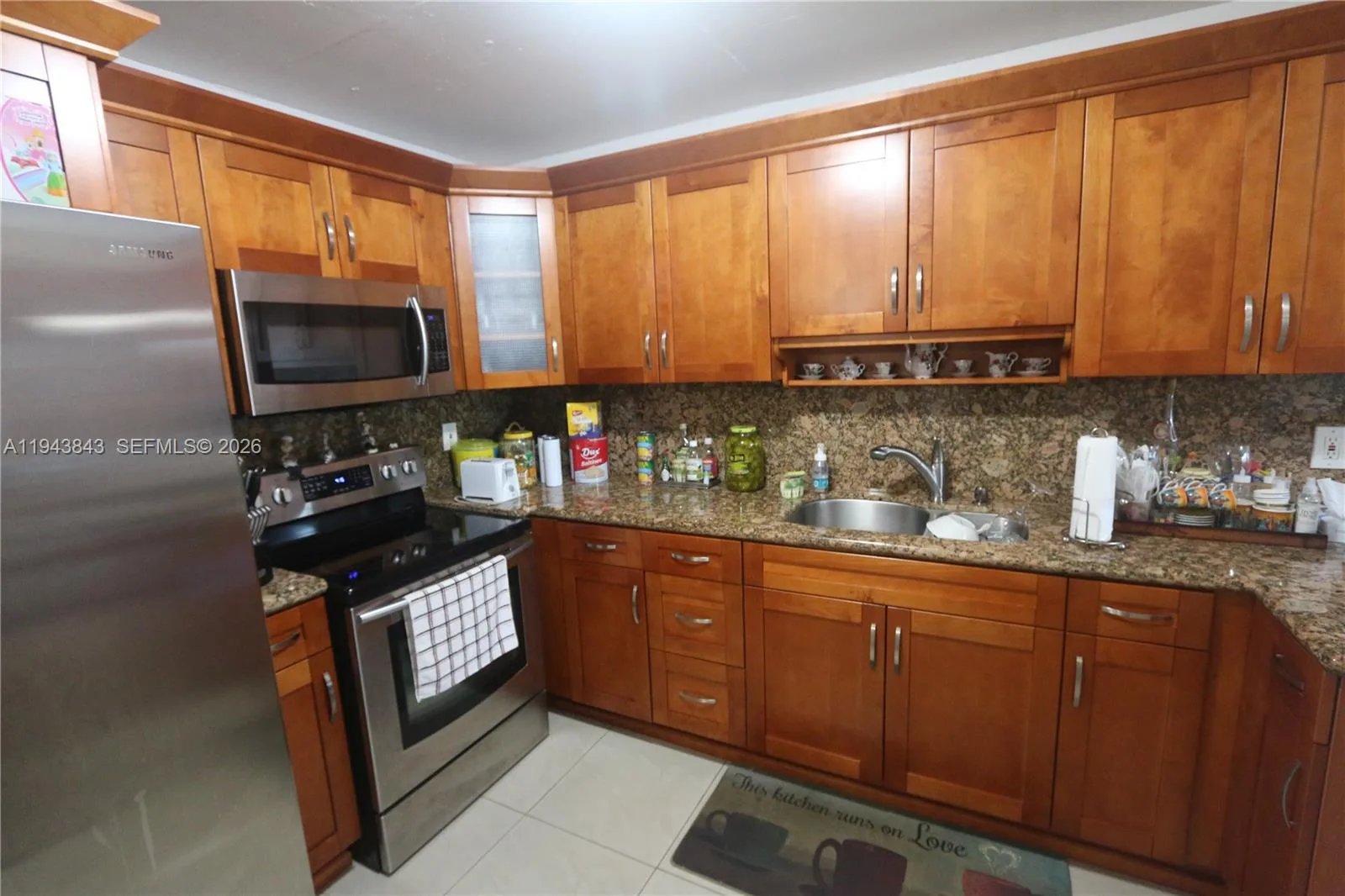 6940 NW Miami Gardens Dr # 1-430, Hialeah, FL 33015 photo 3