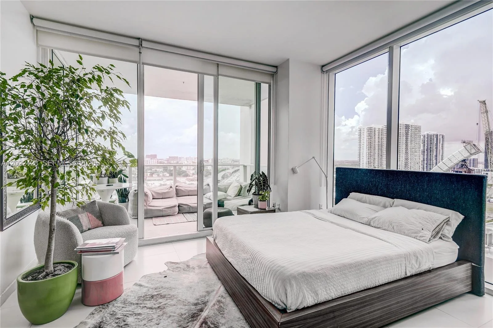 1040 Biscayne Blvd # 1606, Miami, FL 33132 photo 3