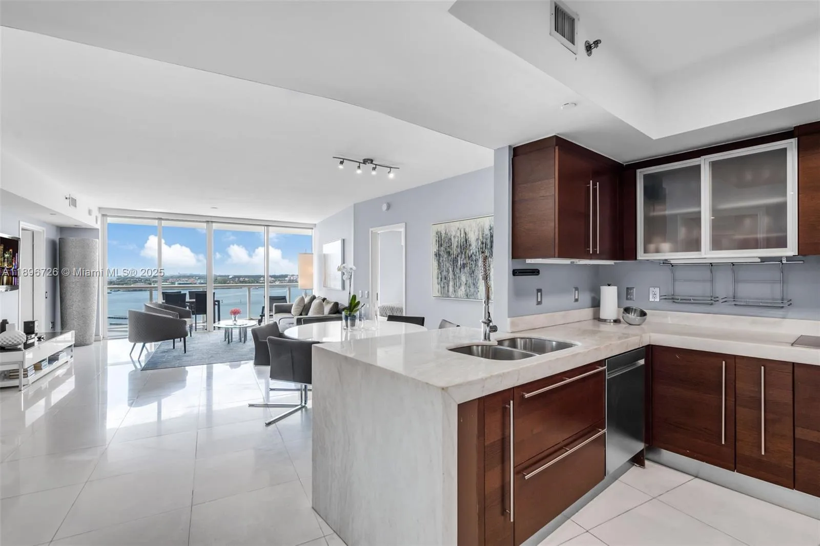 450 Alton Rd # 1205, Miami Beach, FL 33139