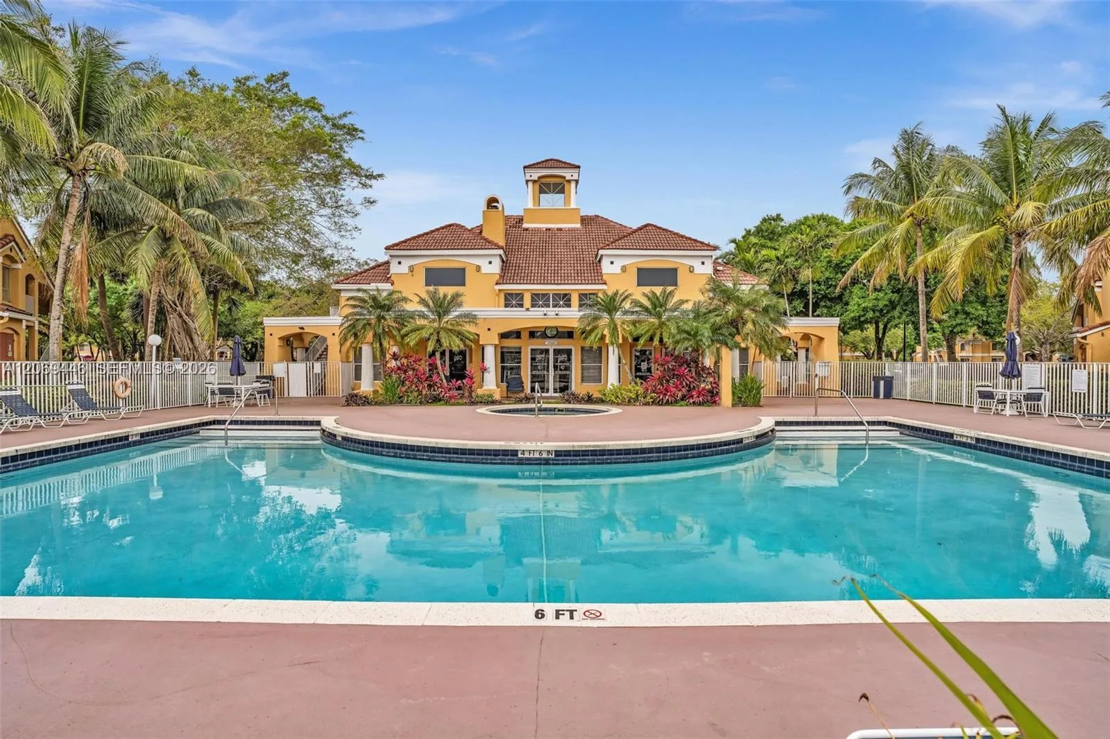 2667 NW 33rd St # 2413, Oakland Park, FL 33309