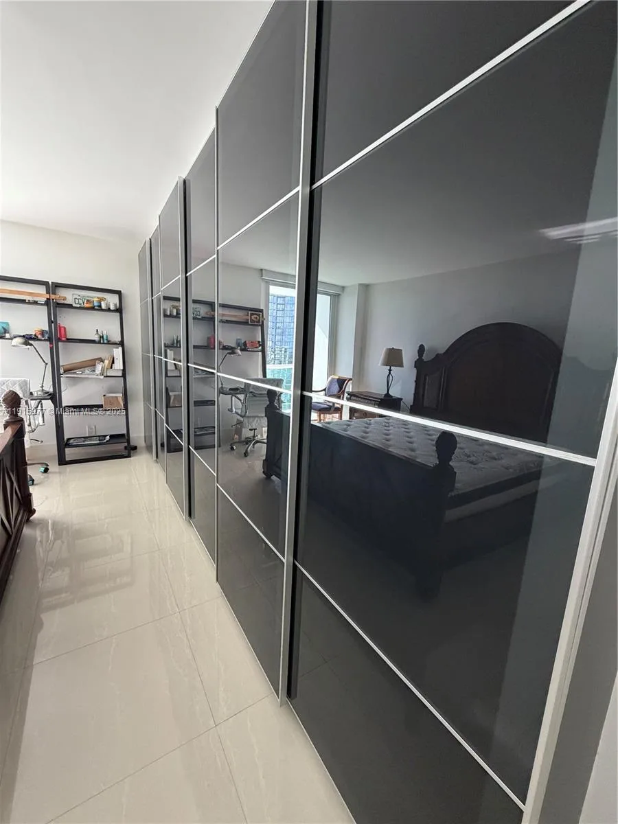 100 Bayview Dr # 2108, Sunny Isles Beach, FL 33160 photo 10