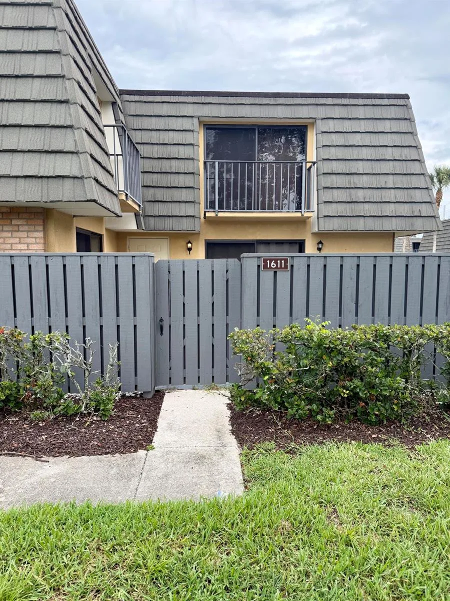 1611 16th Way, West Palm Beach, FL 33407