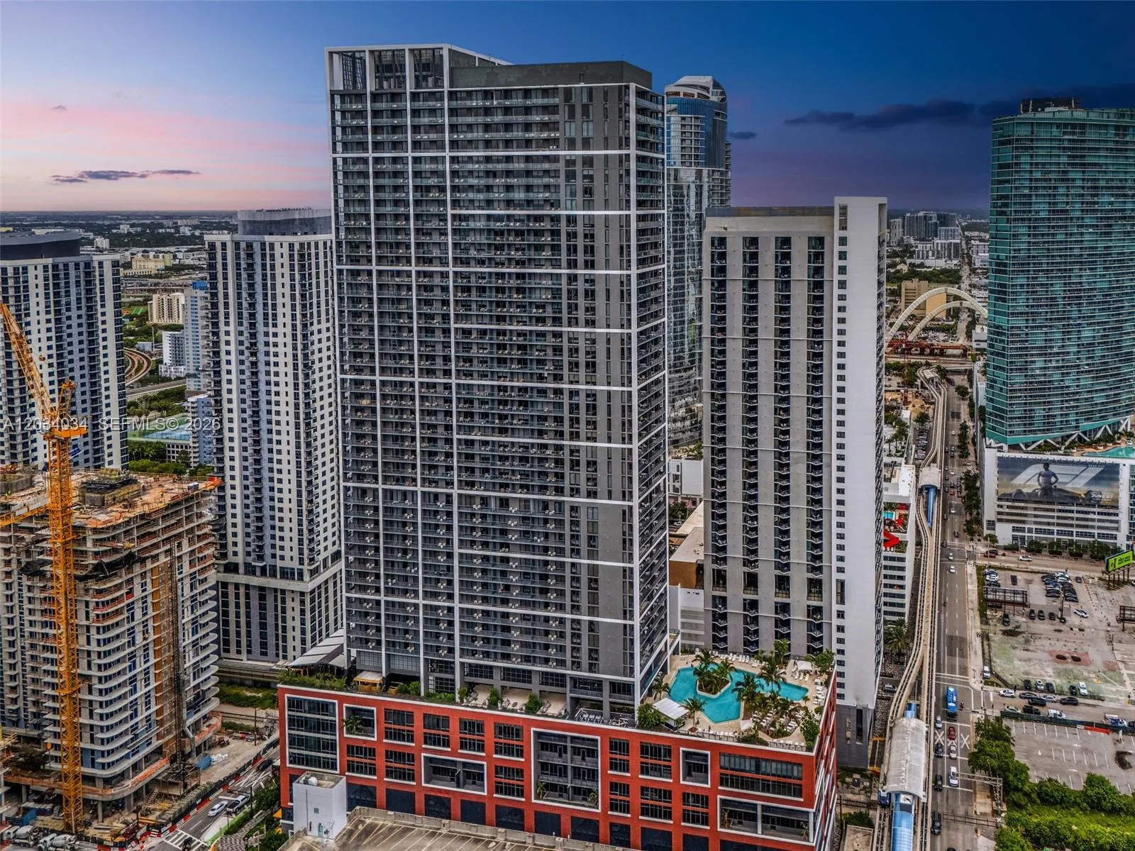 601 NE 1st Ave # LPH 4814, Miami, FL 33132