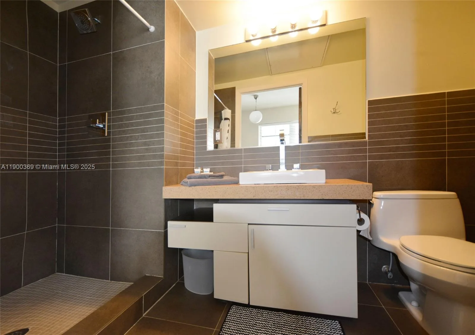 435 21st St # 205, Miami Beach, FL 33139 photo 9