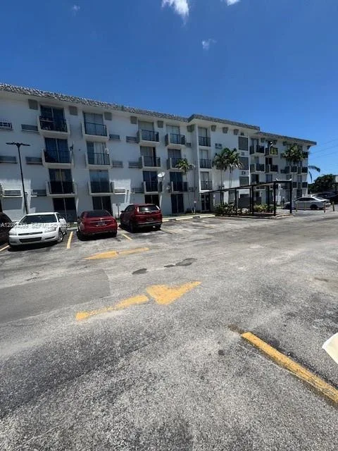 16450 NW 2nd Ave # 205, Miami, FL 33169
