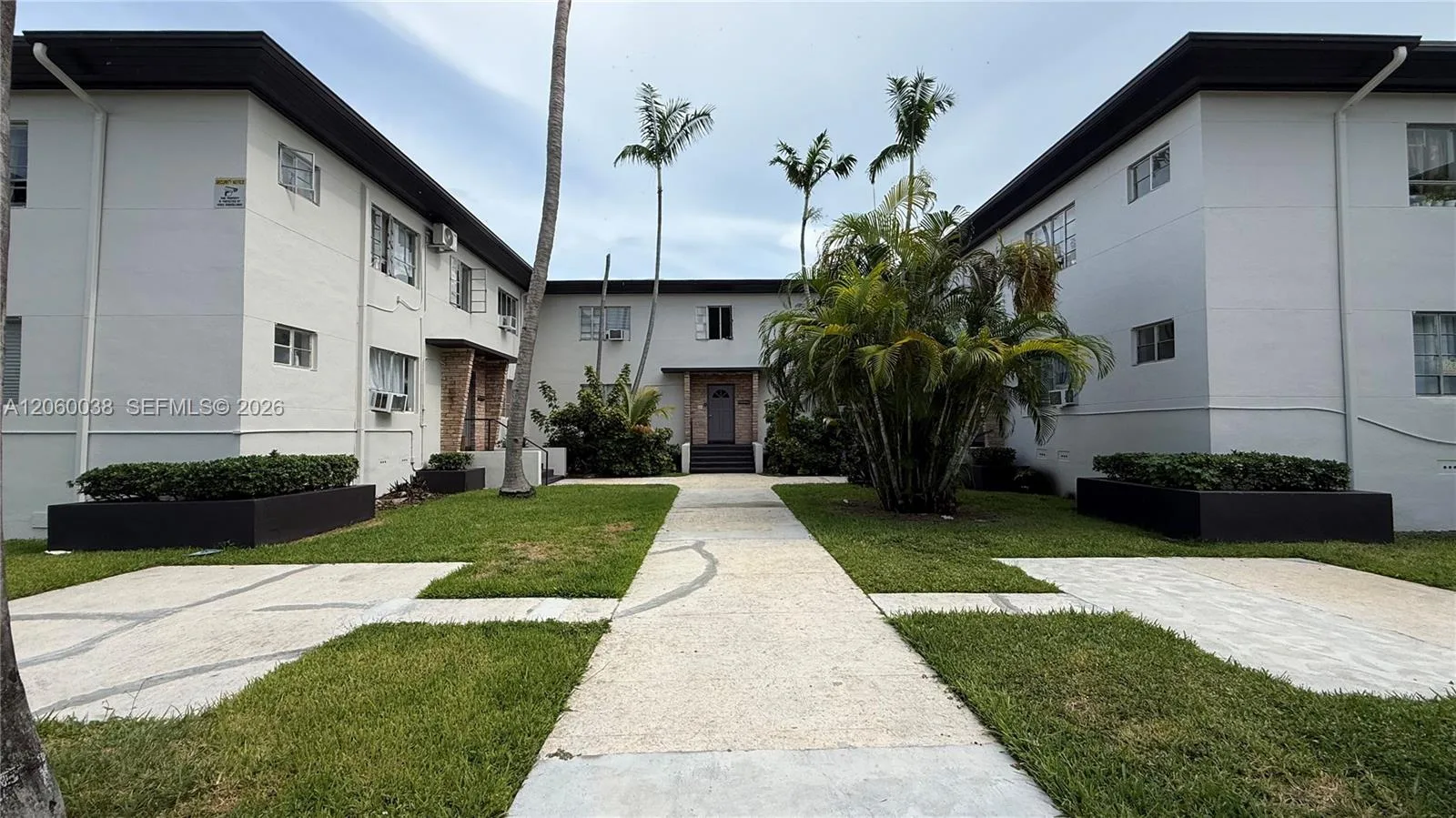 650 84th St # 35, Miami Beach, FL 33141 photo 12