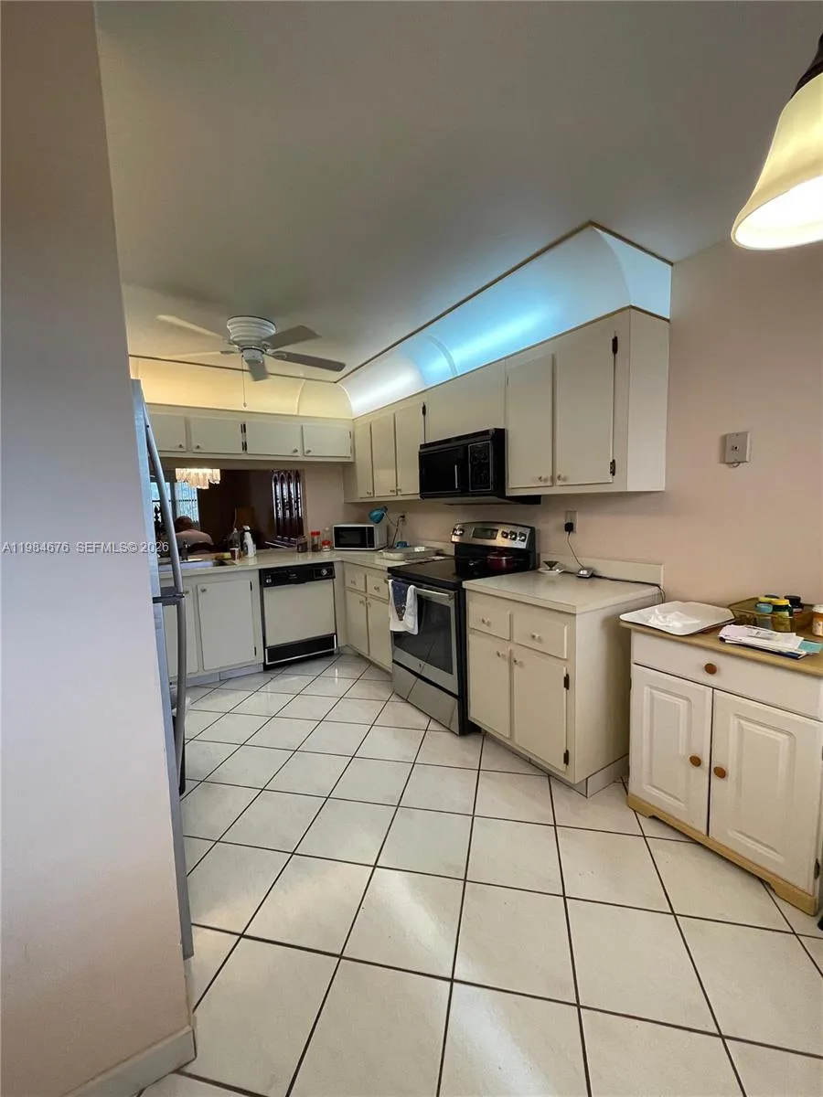 2606 NW 104th Ave # 301, Sunrise, FL 33322 photo 2