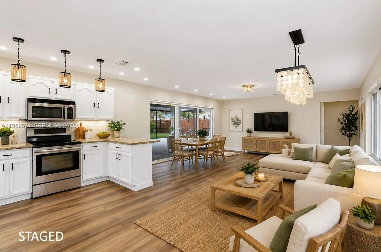 1507 Harding St, Hollywood, FL 33020 photo 2