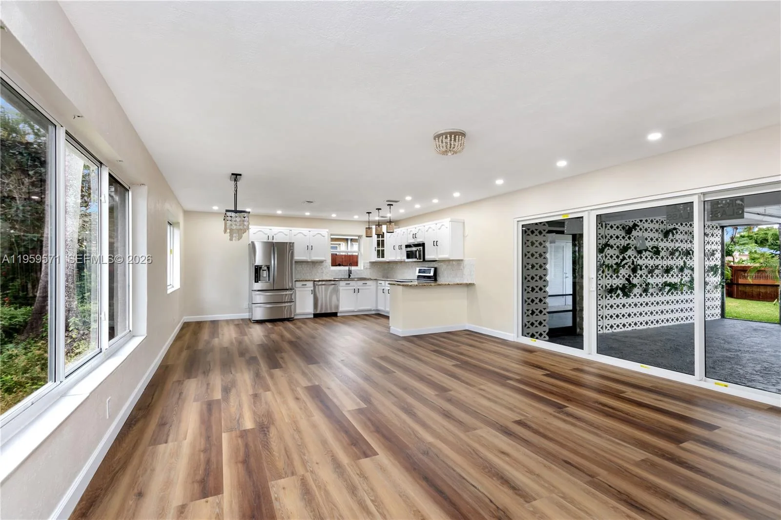 1507 Harding St, Hollywood, FL 33020 photo 6