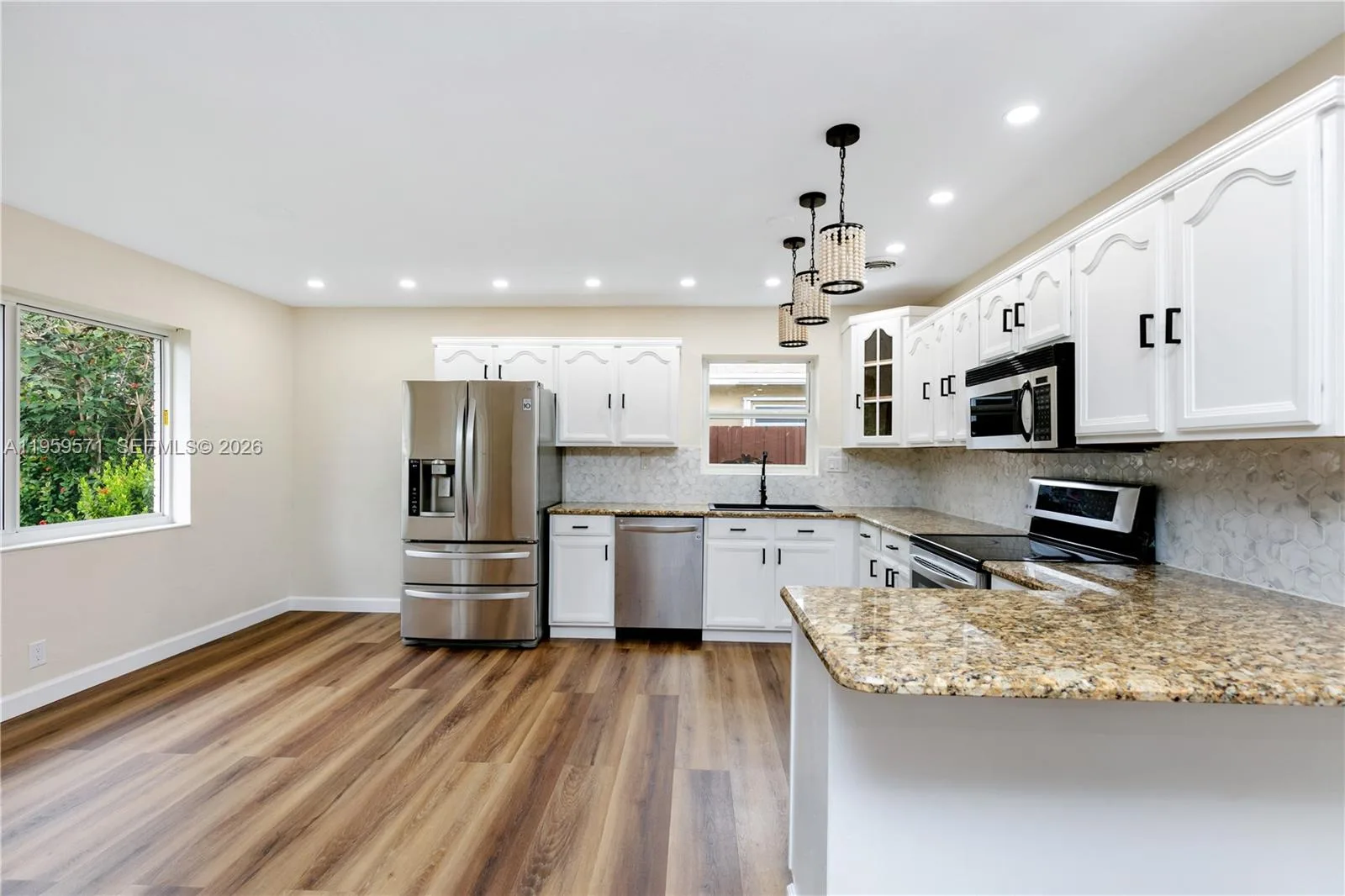 1507 Harding St, Hollywood, FL 33020 photo 9