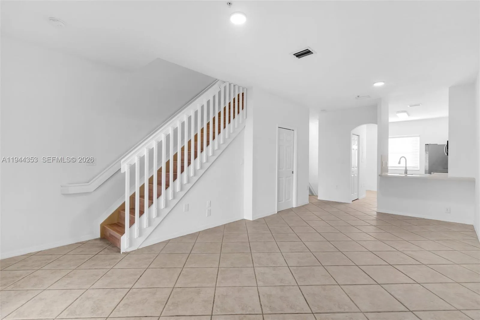 5670 NW 116th Ave # 219, Doral, FL 33178 photo 2