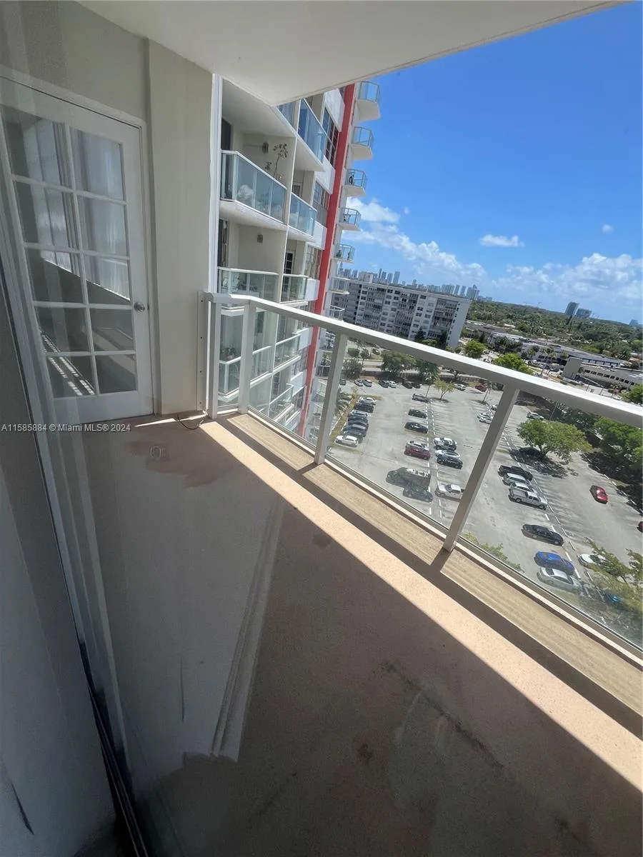 1351 NE Miami Gardens Dr # 1121E, Miami, FL 33179 photo 9