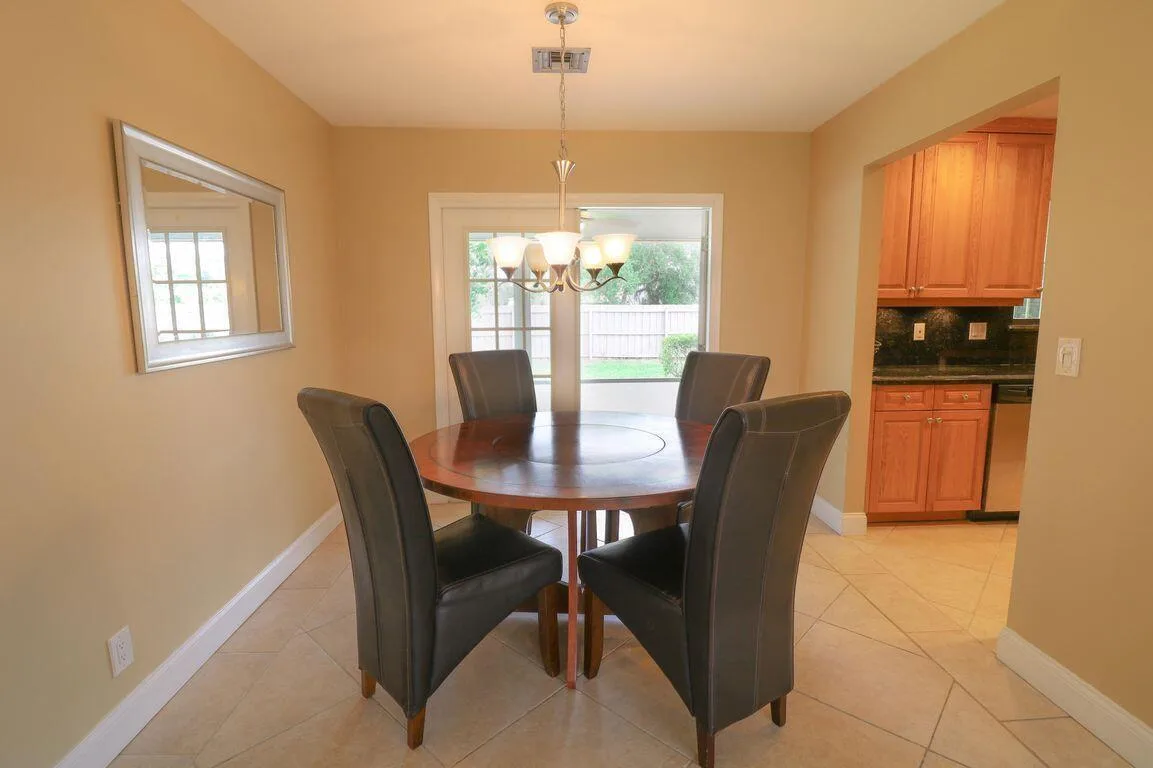 73 Pine Hill Trail W, Jupiter, FL 33469 photo 7