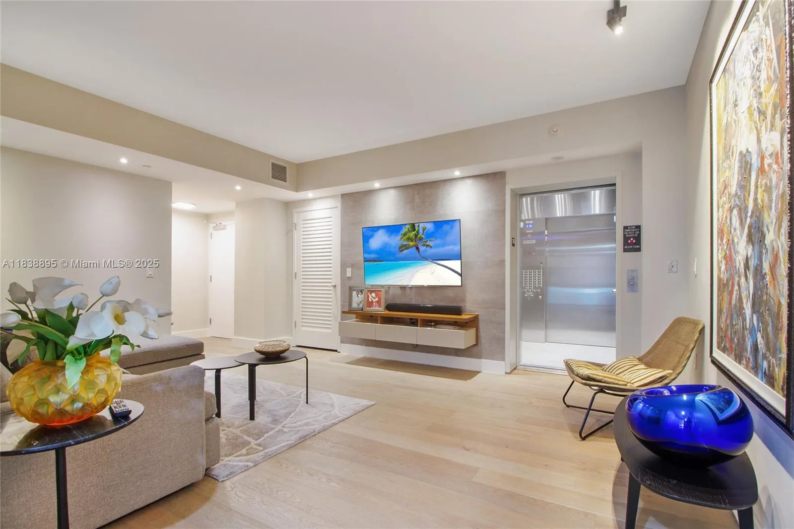 1010 Brickell Ave # 3105, Miami, FL 33131 photo 3