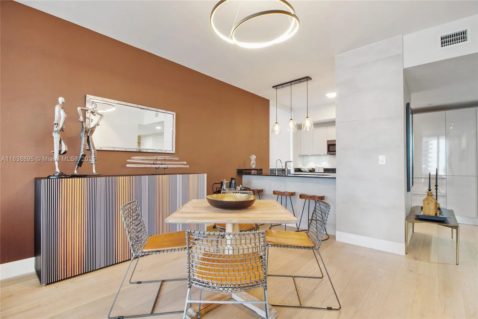 1010 Brickell Ave # 3105, Miami, FL 33131 photo 8