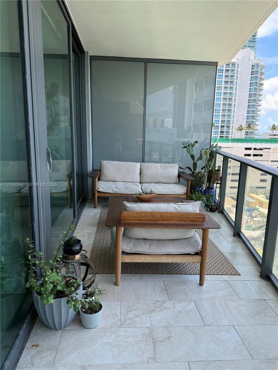 460 NE 28th St # 803, Miami, FL 33137 photo 13