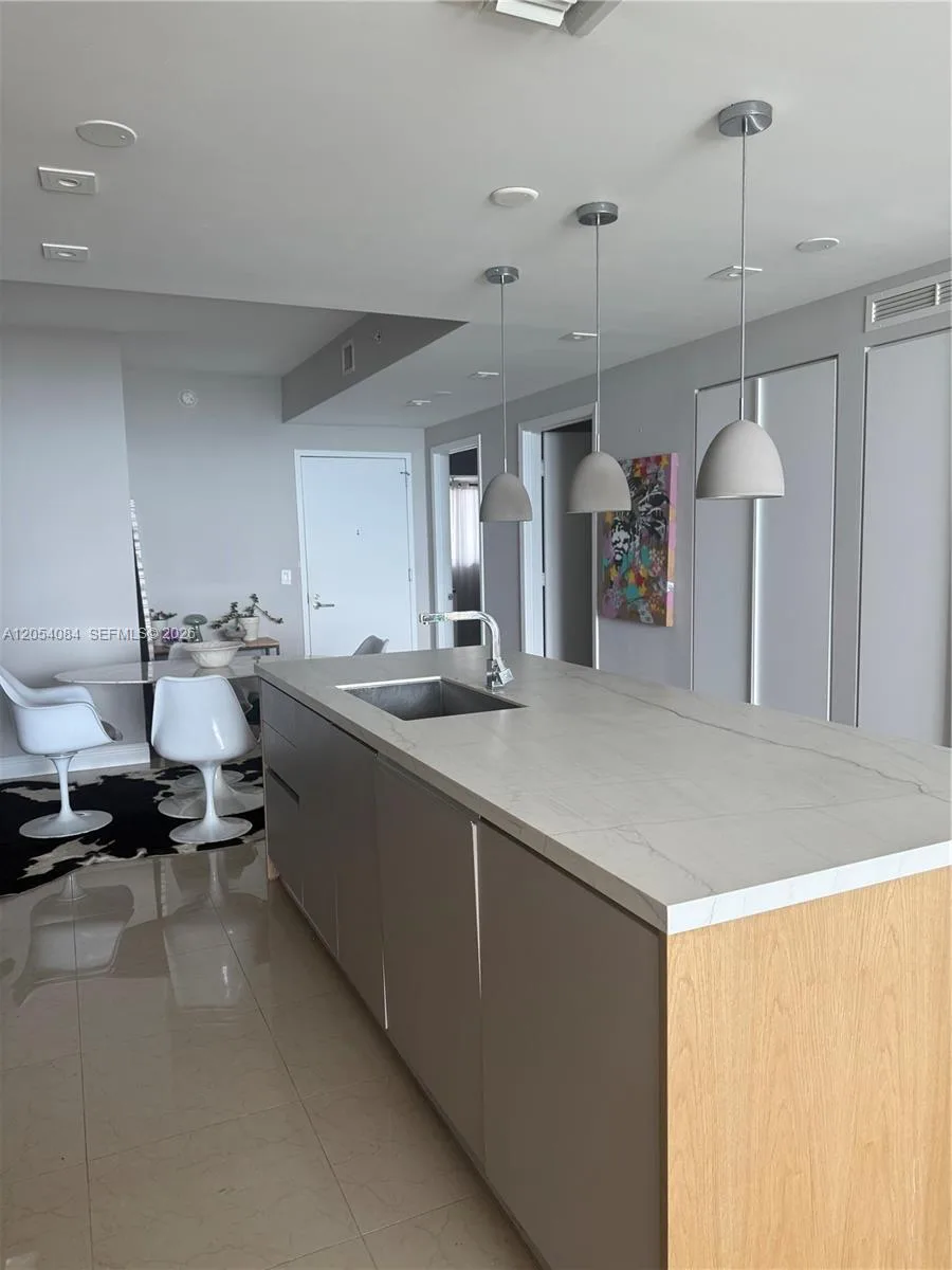 460 NE 28th St # 803, Miami, FL 33137 photo 7