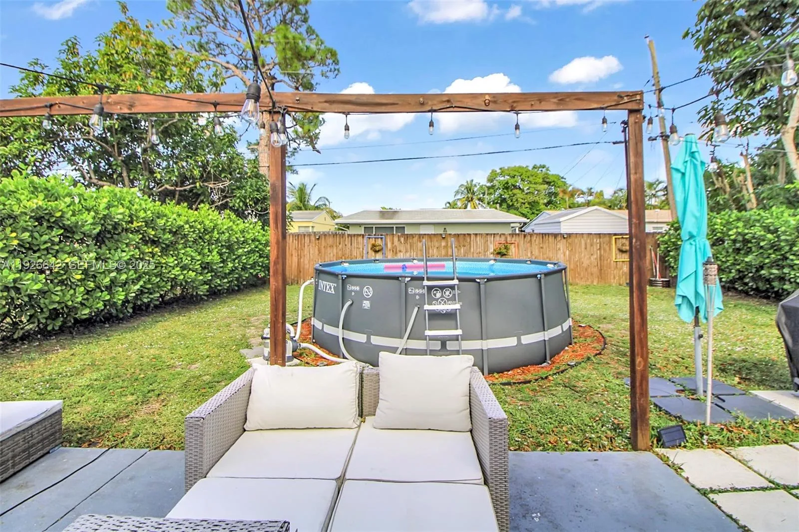 201 NW 51st Ct, Oakland Park, FL 33309 photo 5