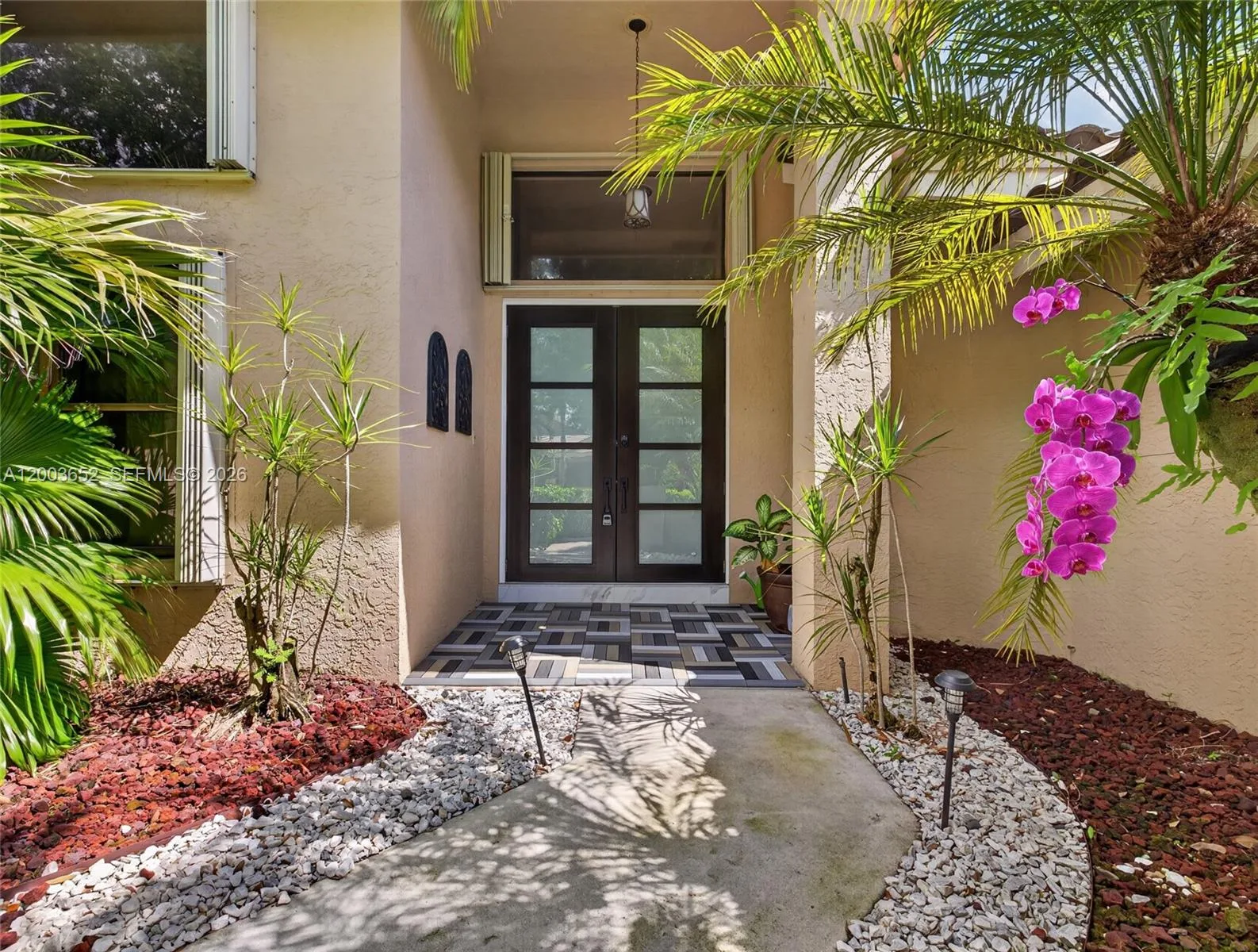 1025 Creekford Dr, Weston, FL 33326 photo 2