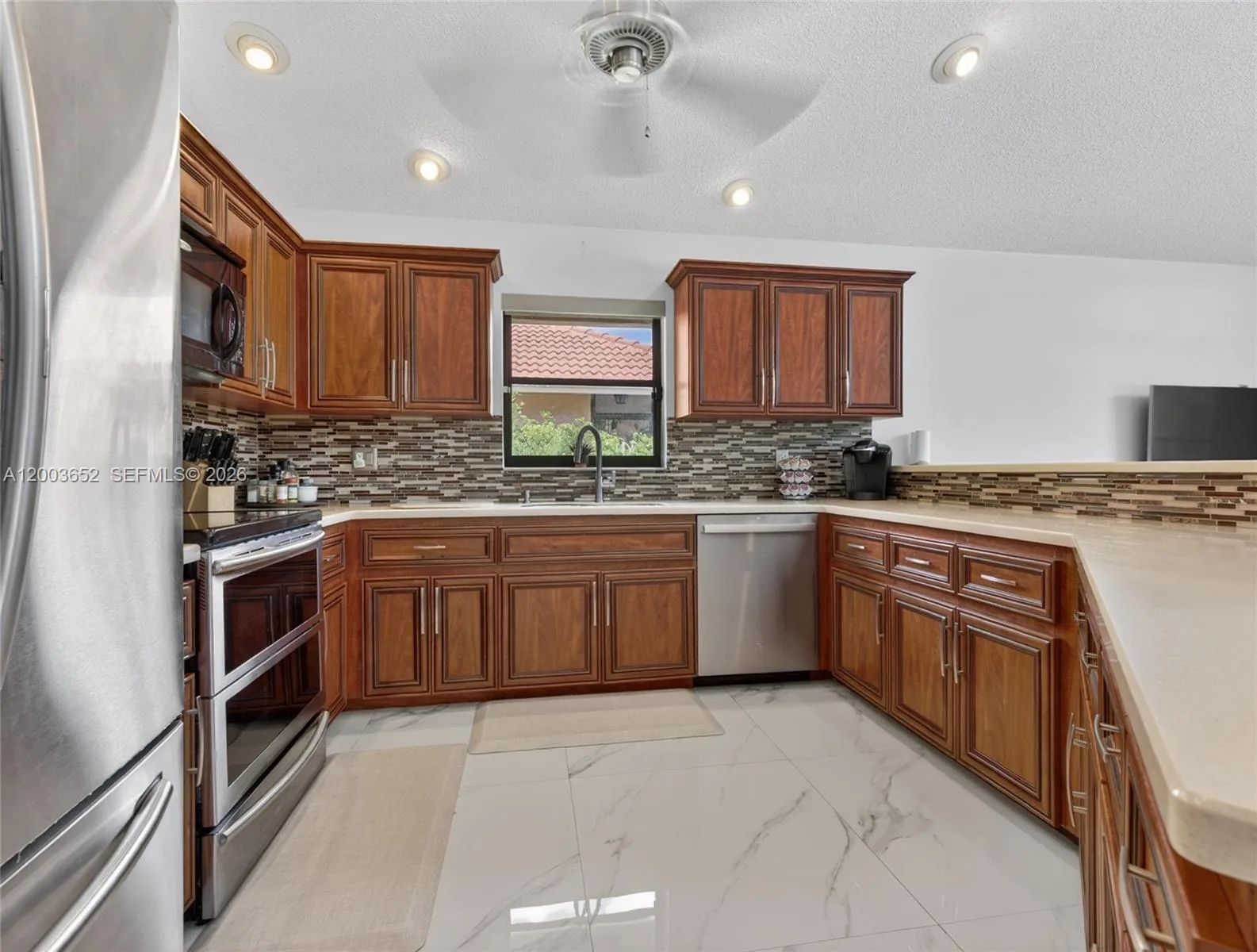 1025 Creekford Dr, Weston, FL 33326 photo 8