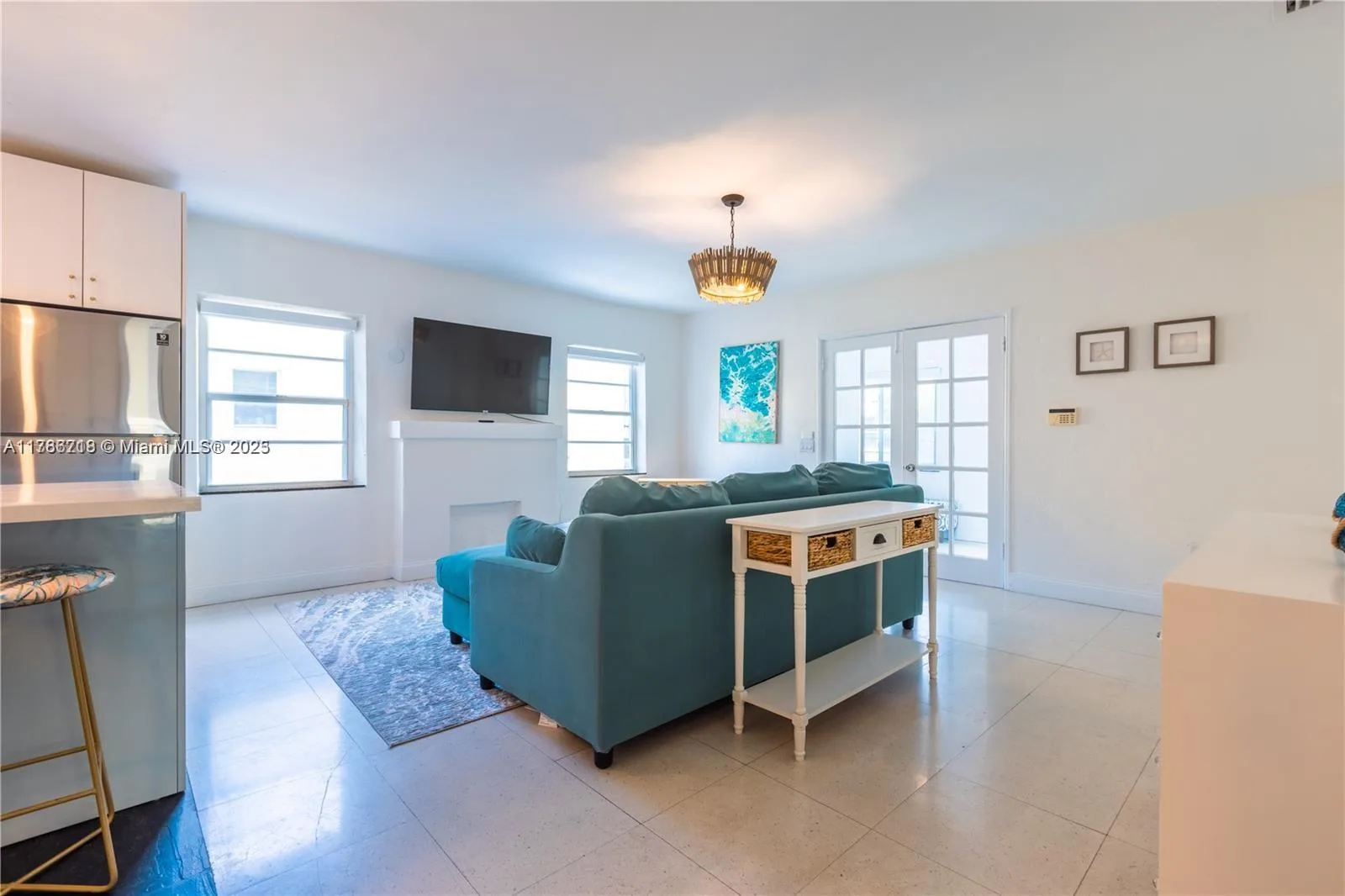 426 NE 26th St, Miami, FL 33137 photo 3