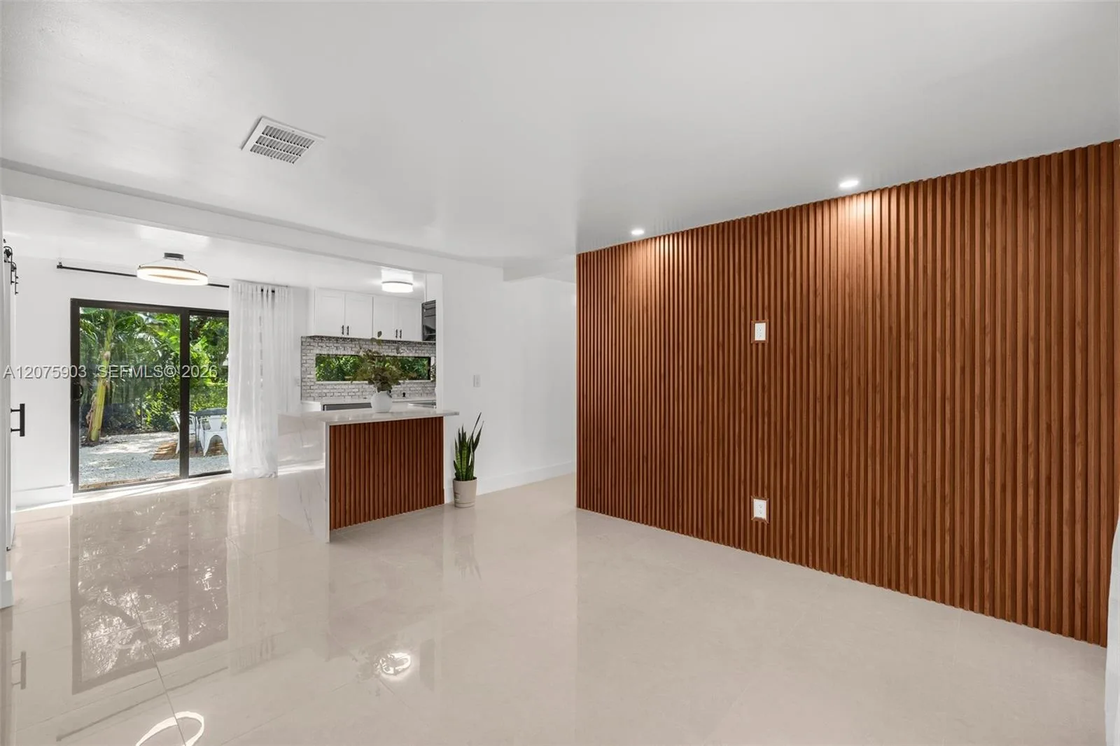 5741 Simms St, Hollywood, FL 33021 photo 4