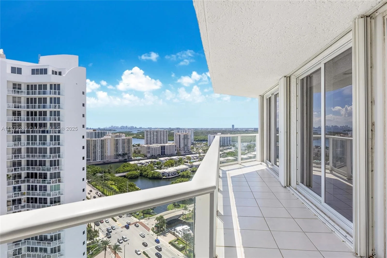 16445 Collins Ave # 2628, Sunny Isles Beach, FL 33160 photo 6