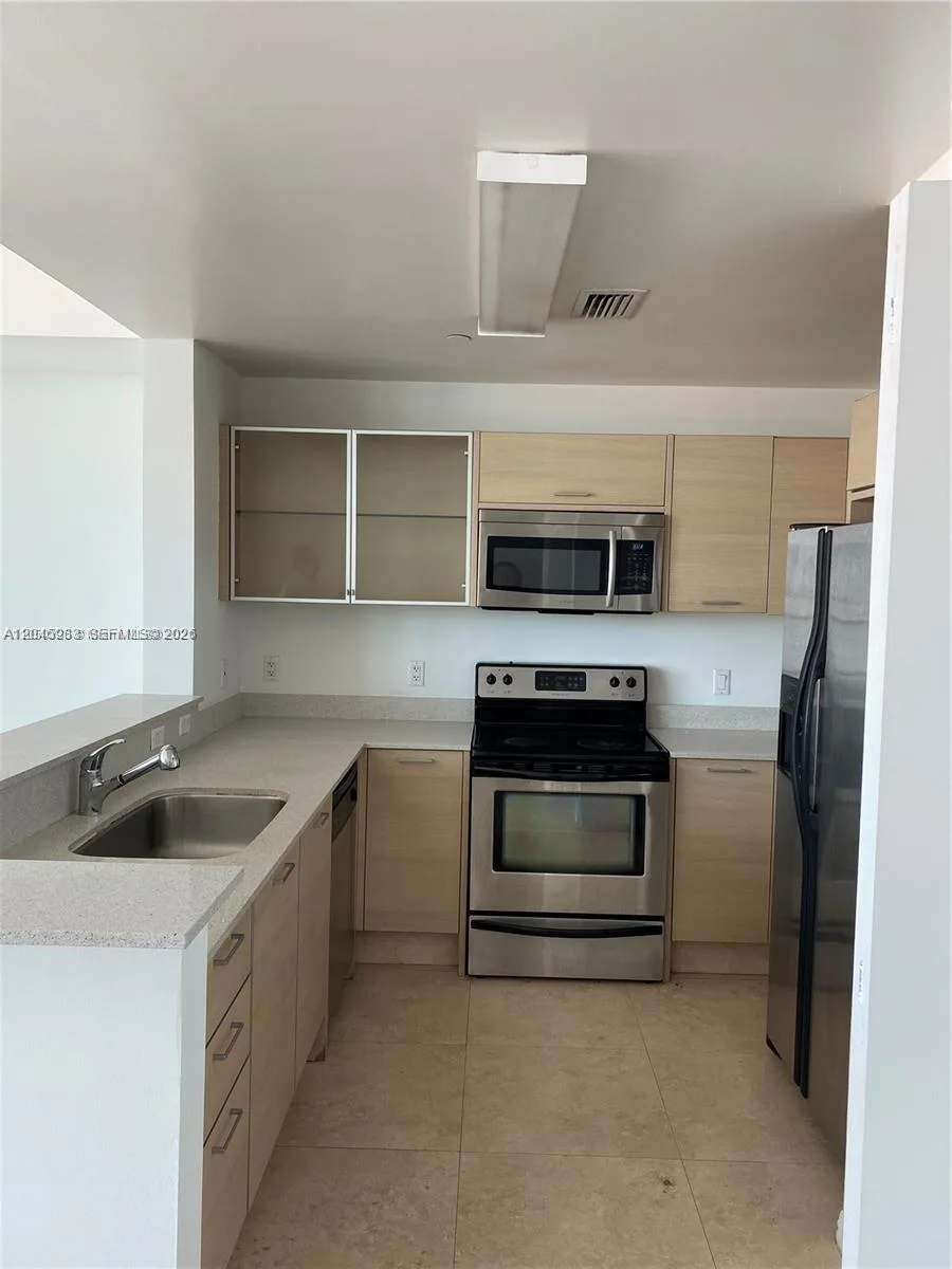 350 NE 24th St # 813, Miami, FL 33137 photo 4