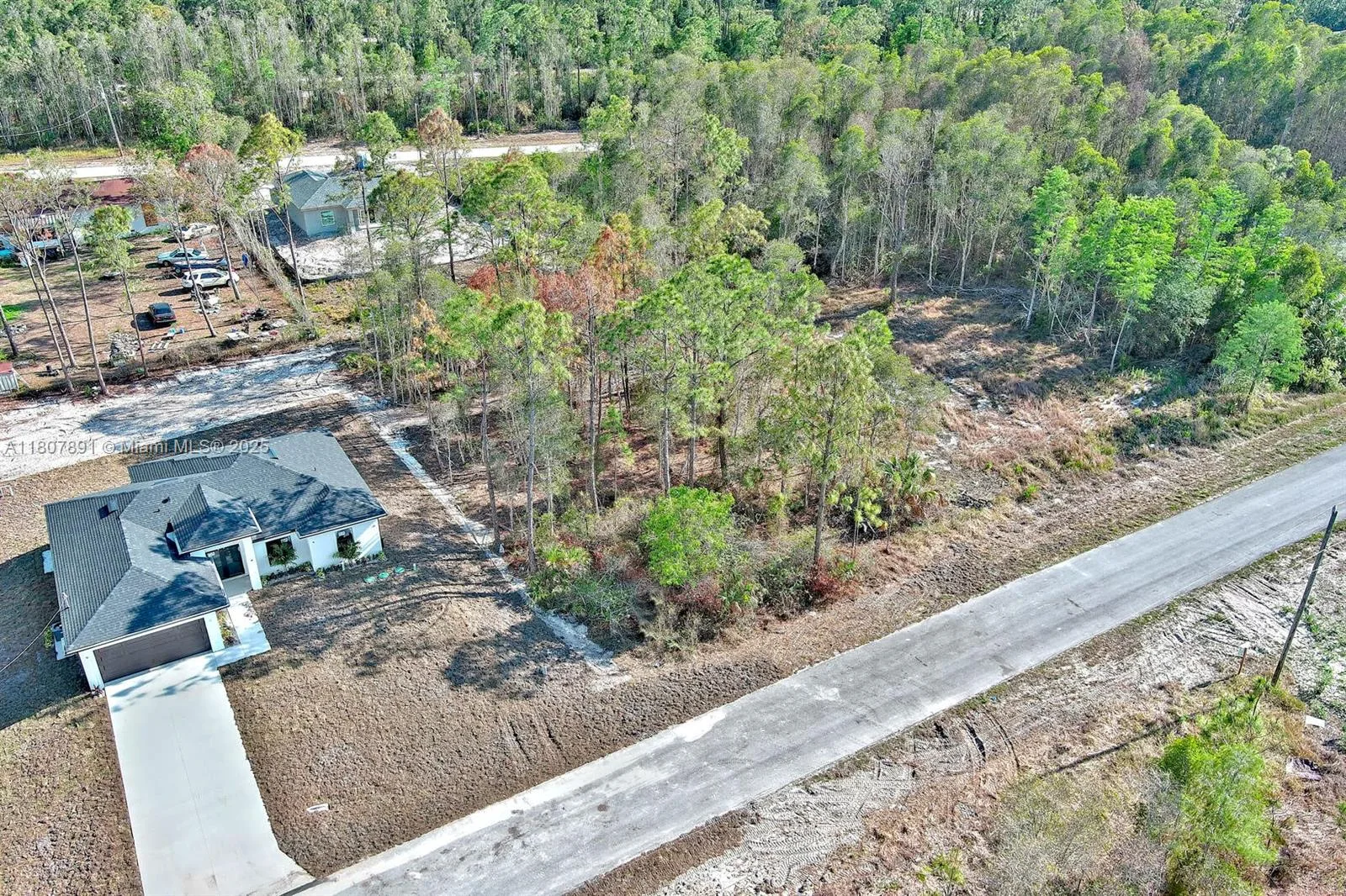 634 LADD ST, Lehigh Acres, FL 33974 photo 3
