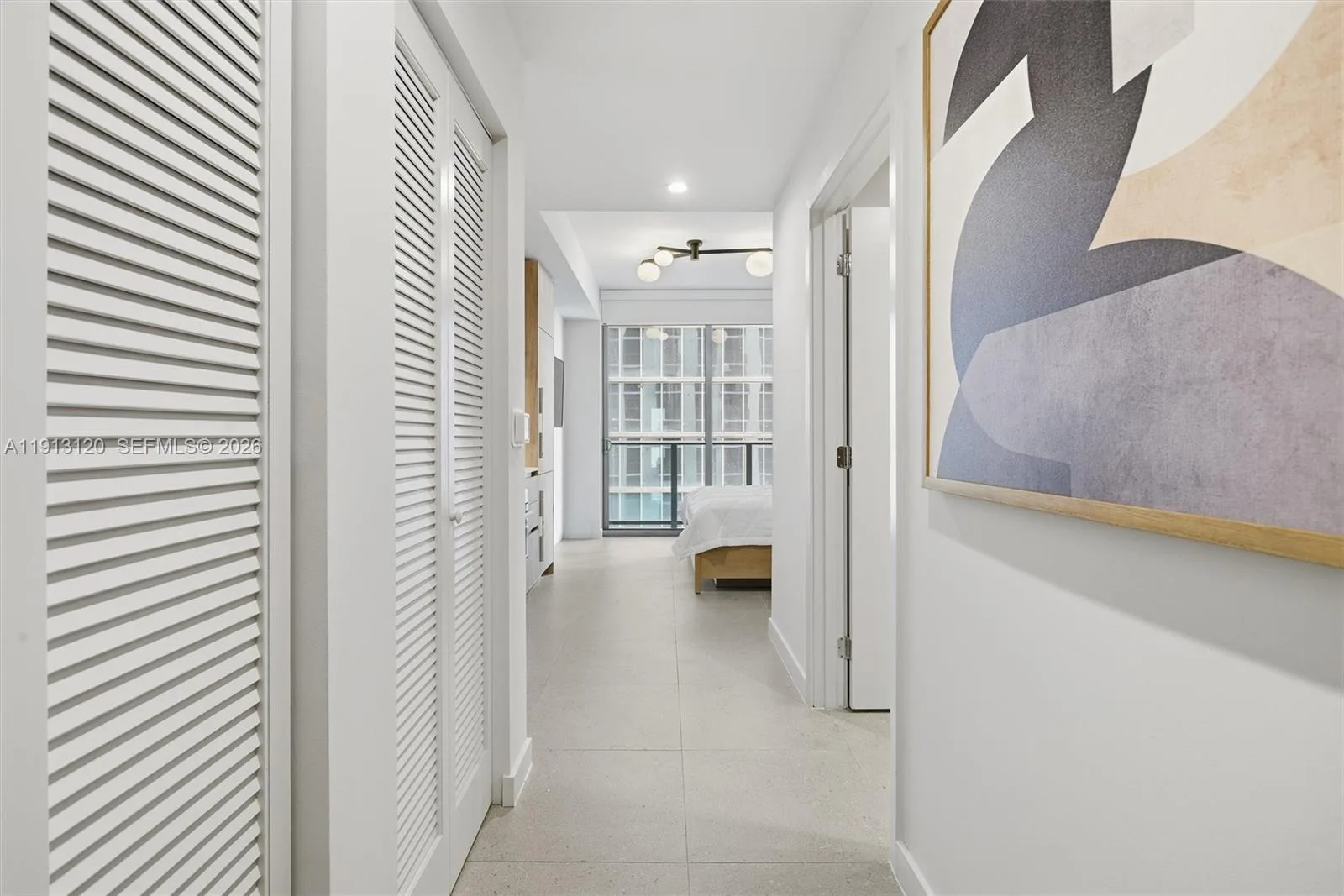 11 NE 6th St # 1906, Miami, FL 33132 photo 4