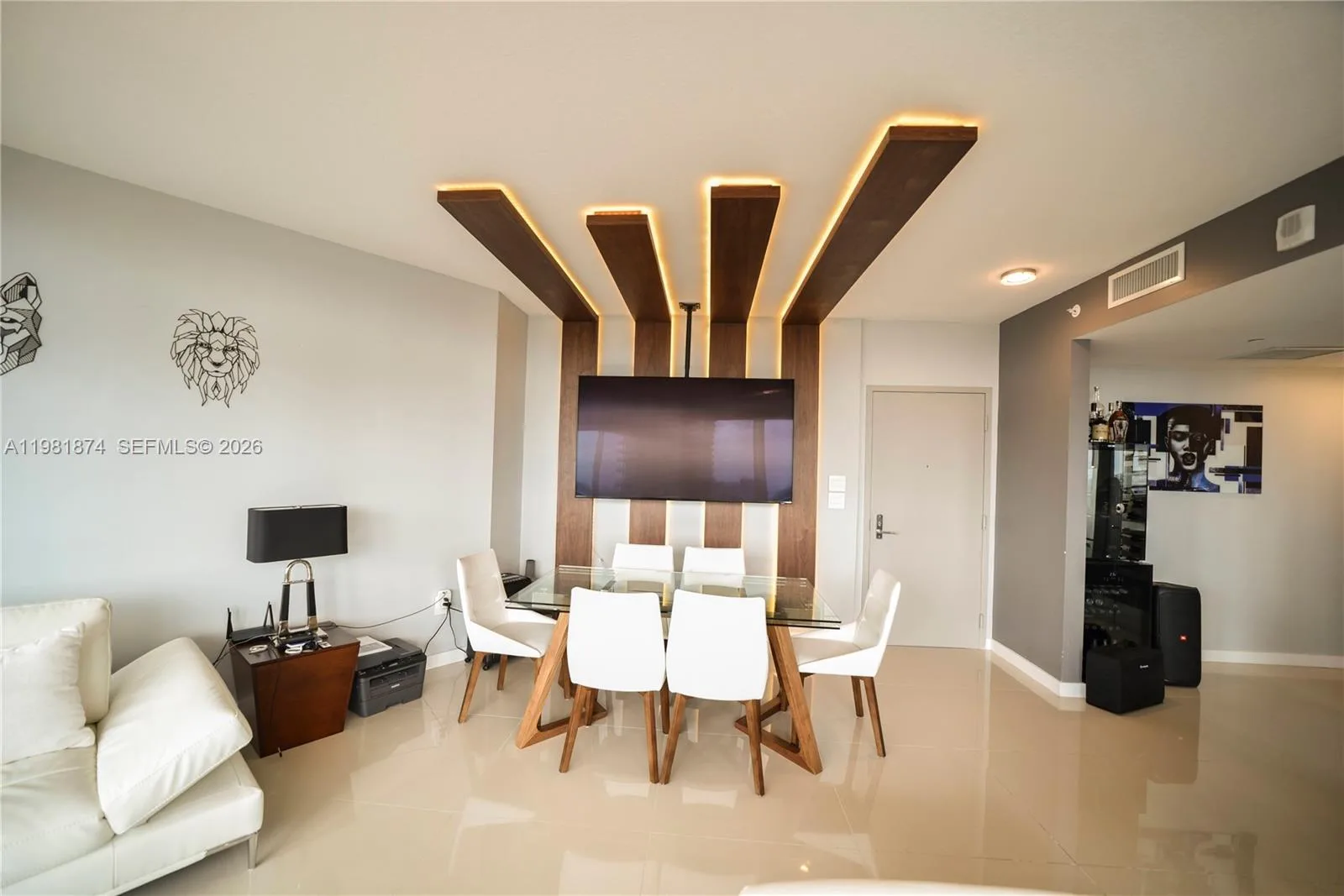 488 NE 18th St # 1000, Miami, FL 33132 photo 12