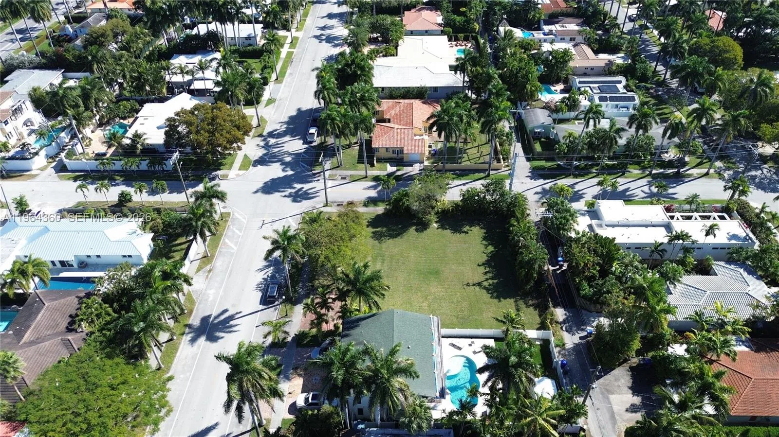 1000 Harrison St, Hollywood, FL 33019 photo 7