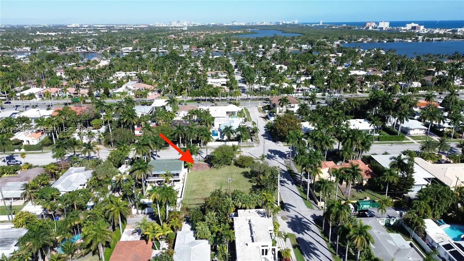 1000 Harrison St, Hollywood, FL 33019 photo 9