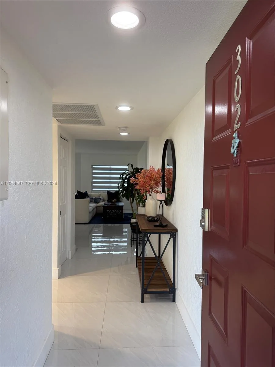 500 SW 130th Ter # 302A, Pembroke Pines, FL 33027 photo 2