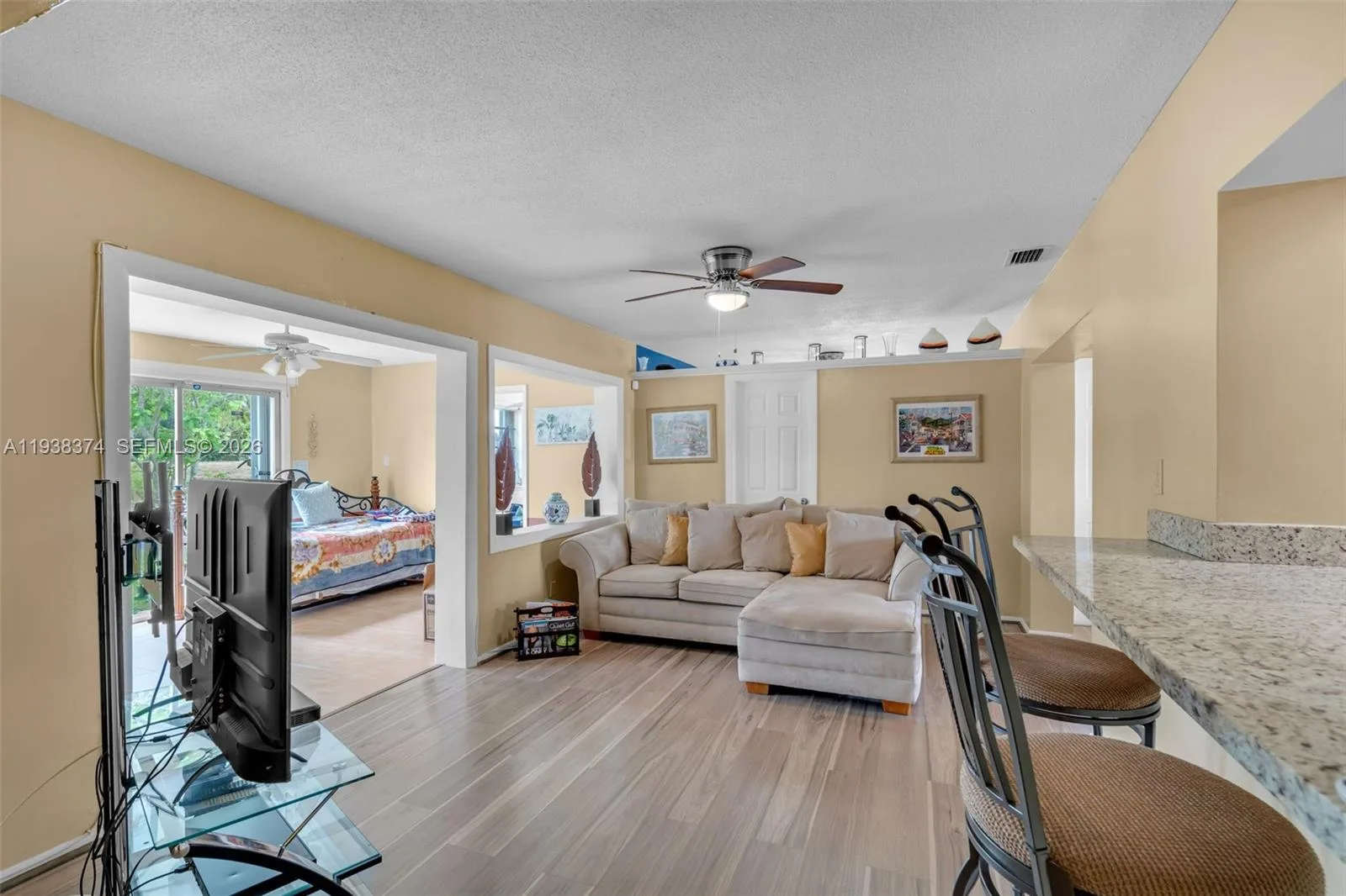 7500 NW 66th Ter, Tamarac, FL 33321 photo 11