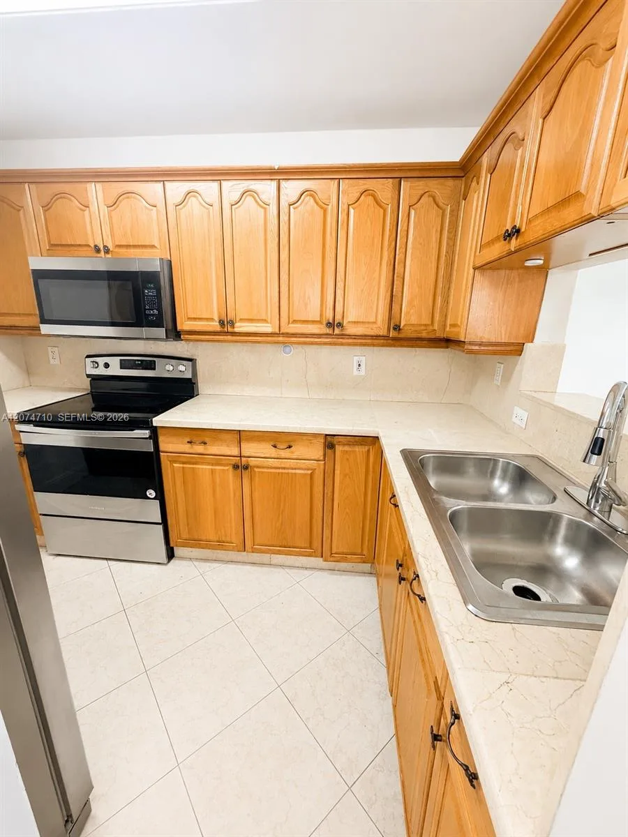 15342 SW 72nd St # 17-14, Miami, FL 33193 photo 2