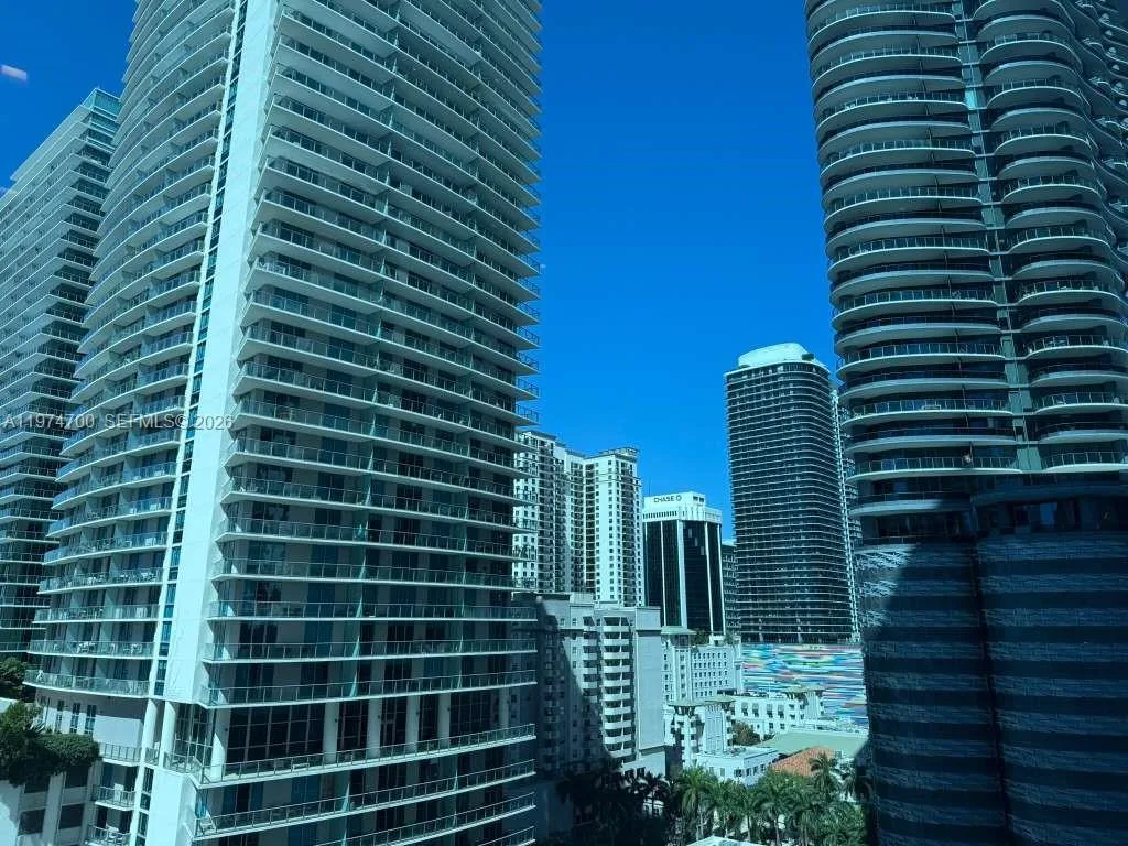 1080 Brickell Ave # 303, Miami, FL 33131