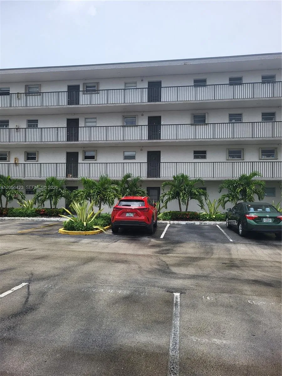 14140 SW 84th St # 110-H, Miami, FL 33183
