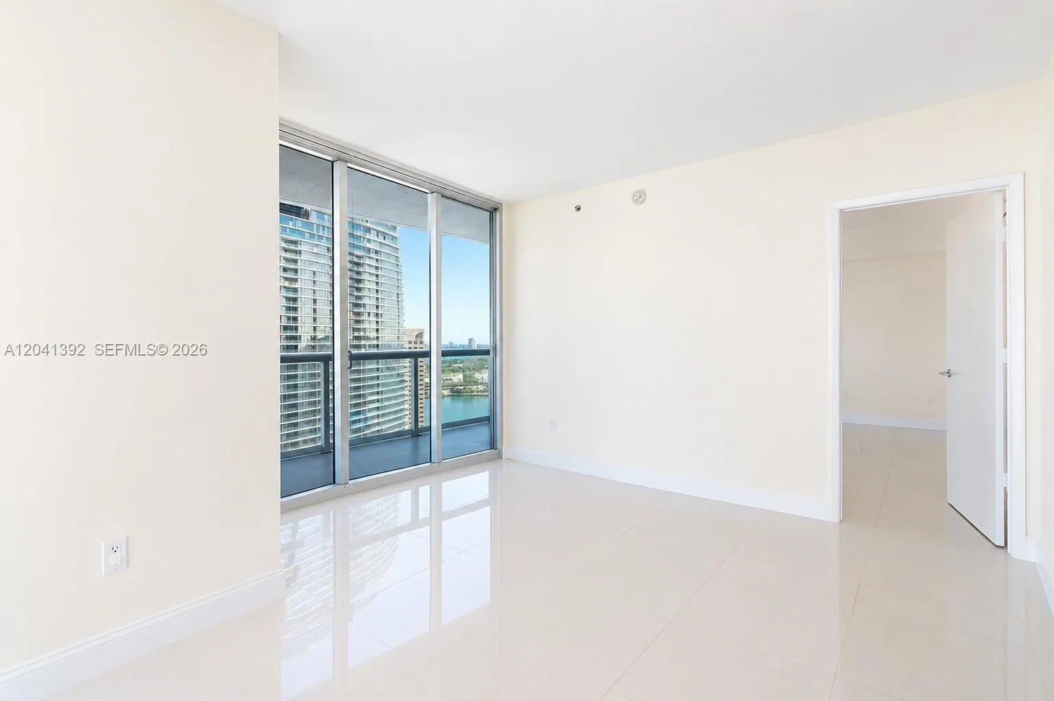 475 BRICKELL AVE # 4715, Miami, FL 33131 photo 5