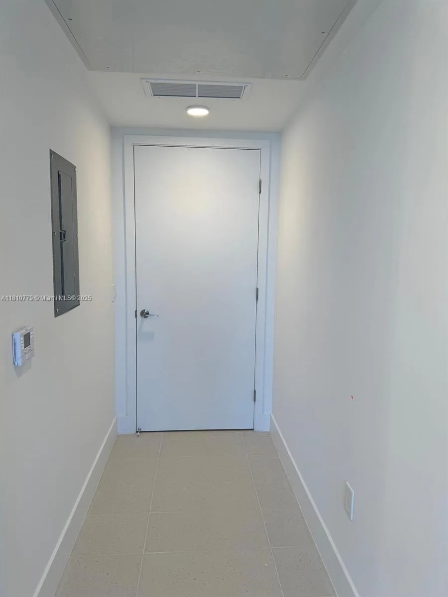 159 NE 6TH ST # 4215, Miami, FL 33132 photo 8